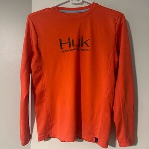 HUK youth L shirt. Coral/orange